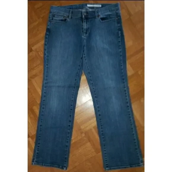 DKNY Blue Straight Leg East Village relaxed Jeans Women Size 10 NEW - Picture 1 of 3